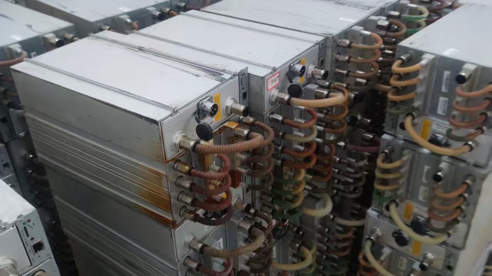 Air, hydro, or immersion cooling: choosing by your facility, not the hype