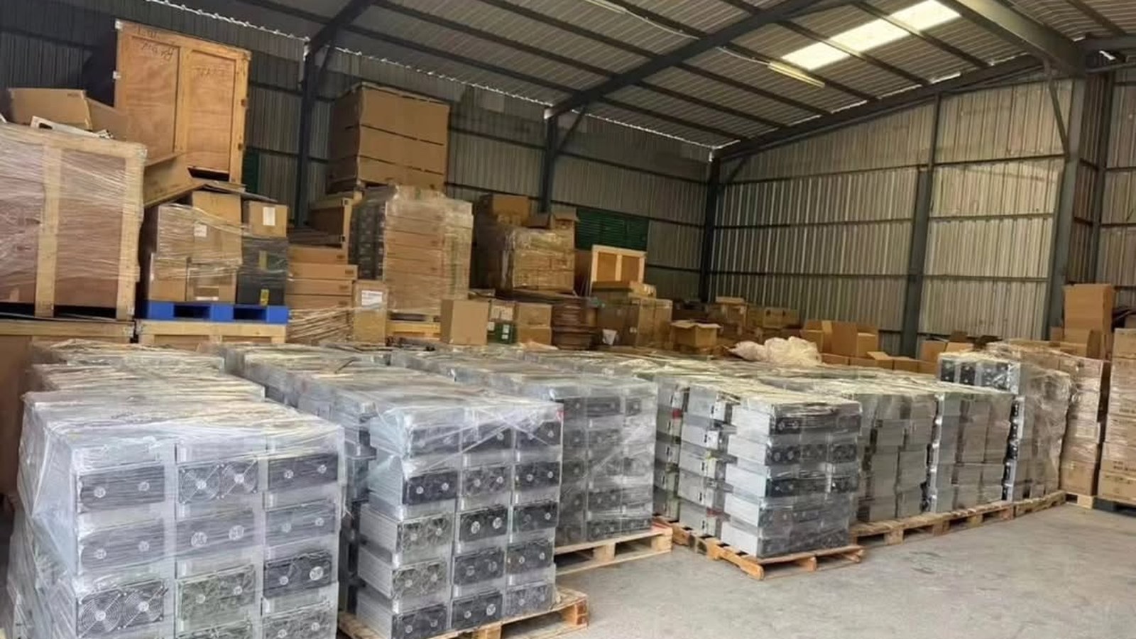 DDP-paid shipping explained: why your invoice in Texas matches the one in Dubai